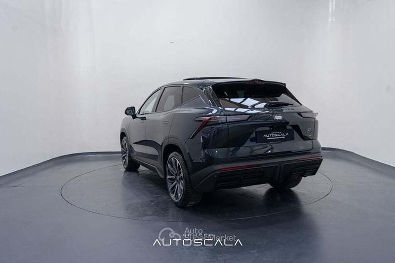 Nuova Sportequipe S6 156 CV (114 kW) 2026 Verde SUV