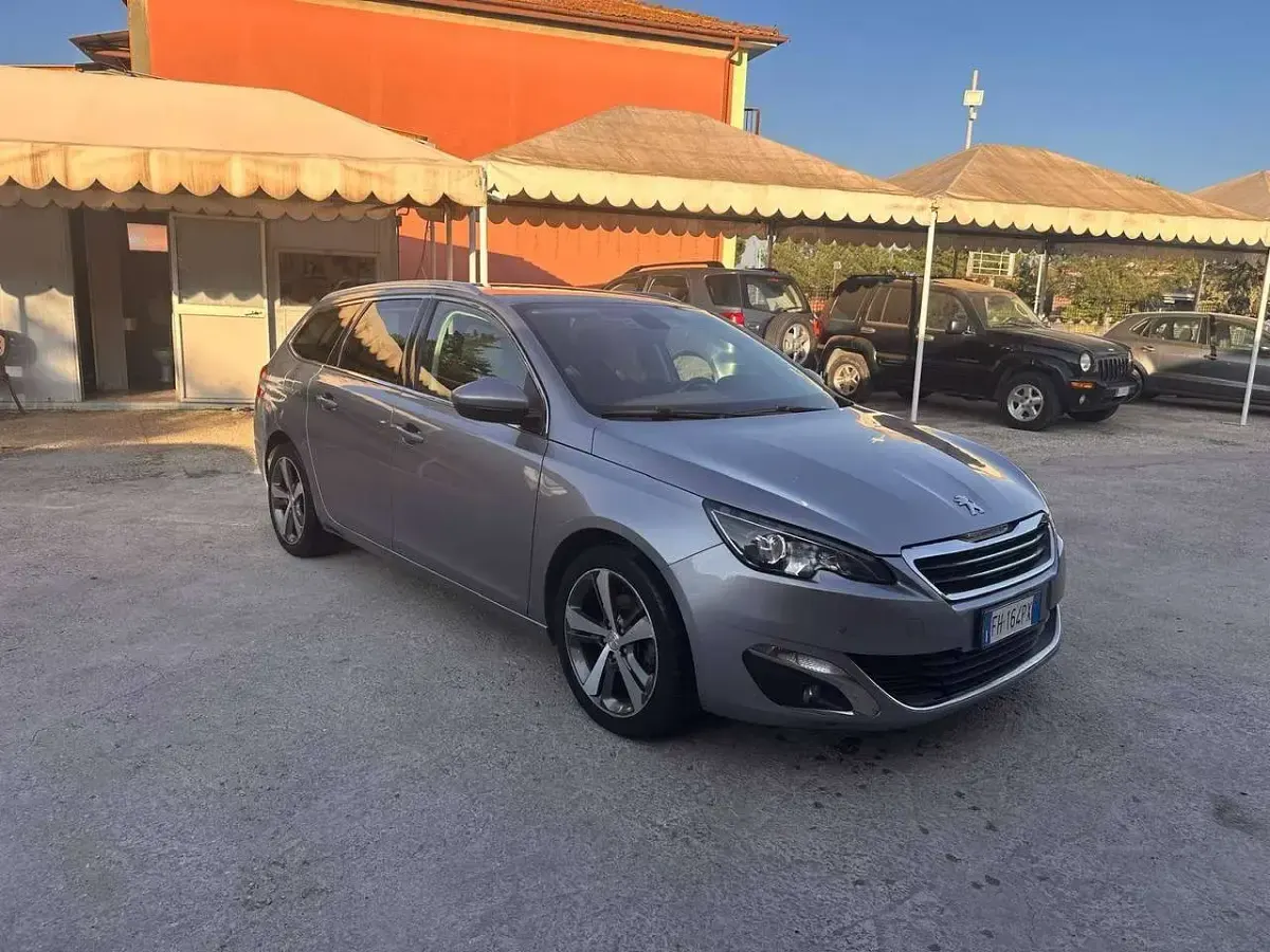 Usata Peugeot 308 Allure 120 CV (88 kW) 2017 Grigio Station wagon