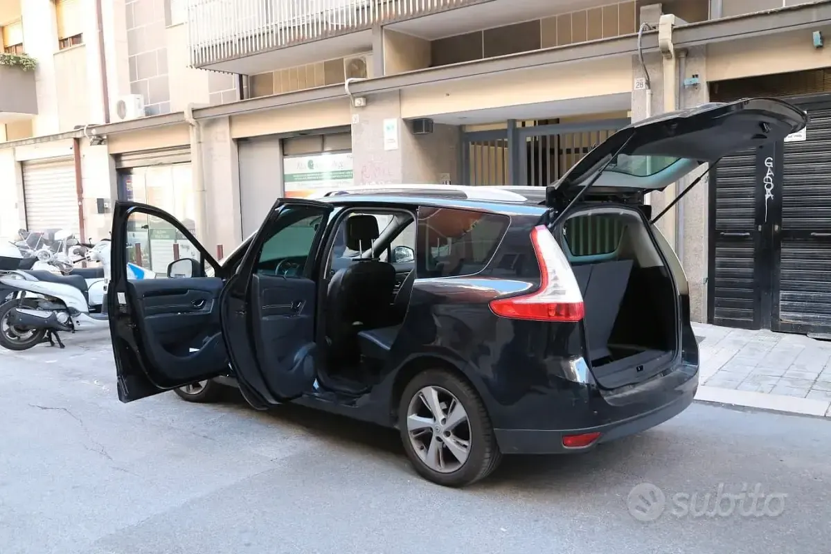 Usata Renault Scenic E-Tech 106 CV (77 kW) 2014 Monovolume