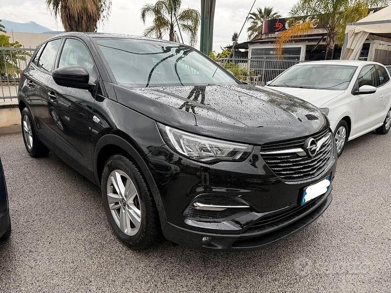 Usata Opel Grandland X Innovation 131 CV (96 kW) 2021 Nero SUV