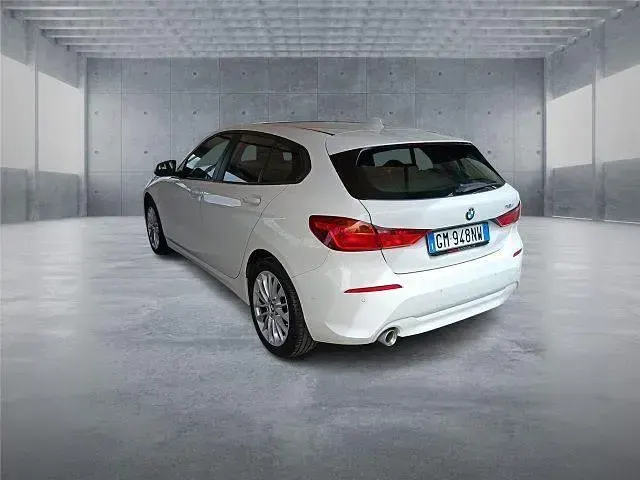 Usata BMW 116 Advantage 116 CV (85 kW) 2023 Bianco Utilitaria