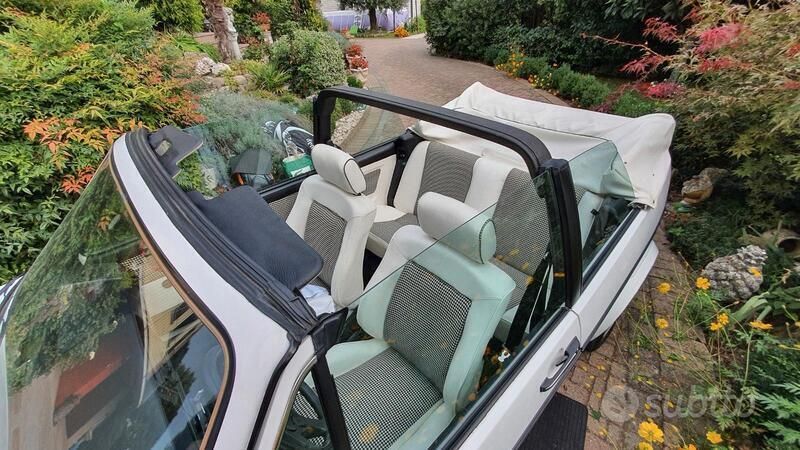 Usata VW Golf Cabriolet 69 CV (50 kW) 1983 Bianco Cabrio