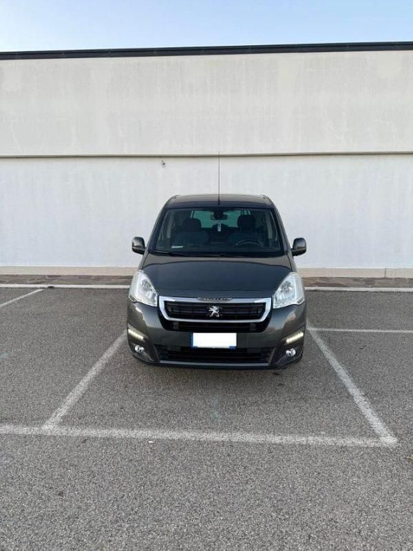 Usata Peugeot Partner Tepee 2016 Antracite Monovolume