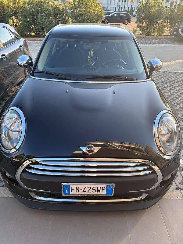 Usata Mini One D 95 CV (69 kW) 2018 Nero Utilitaria