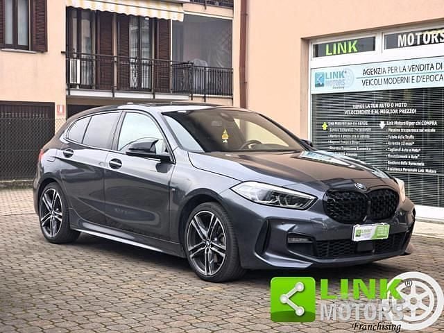 Usata BMW 118 Shadowline 150 CV (110 kW) 2021 Grigio scuro Utilitaria