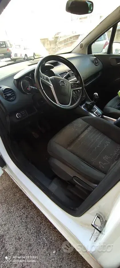 Usata Opel Meriva 95 CV (69 kW) 2011 Bianco Monovolume