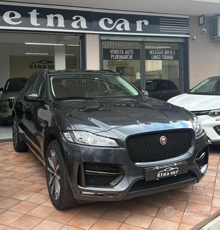 Nero Usata 2018 Jaguar F-Pace SUV | 17.900 € - Immagine 1/4