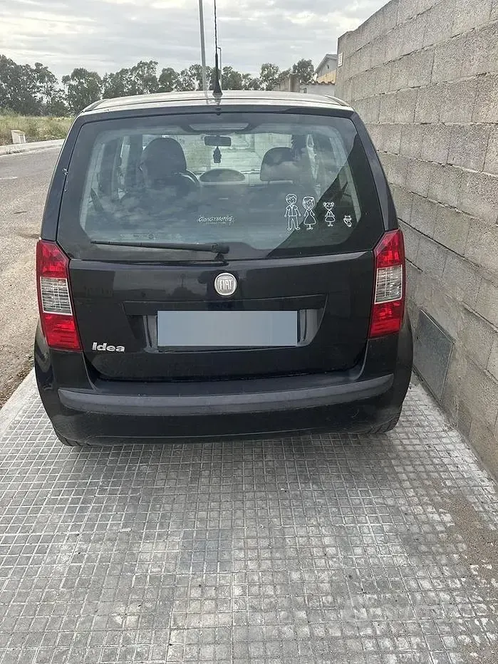 Usata Fiat Idea 77 CV (56 kW) 2009 Nero Monovolume