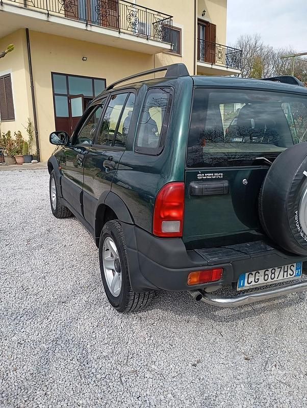 Usata Suzuki Grand Vitara 110 CV (80 kW) 2003 SUV