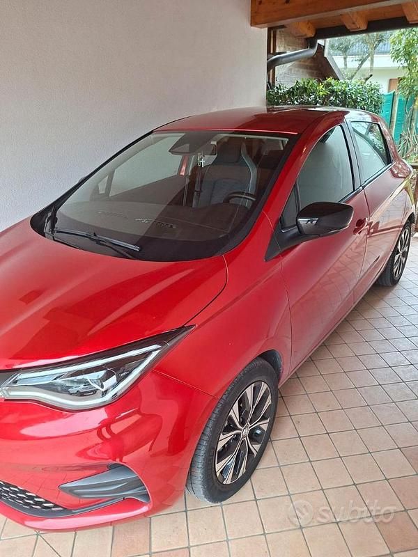 Usata Renault Zoe 100 kW (136 CV) 2024 Utilitaria