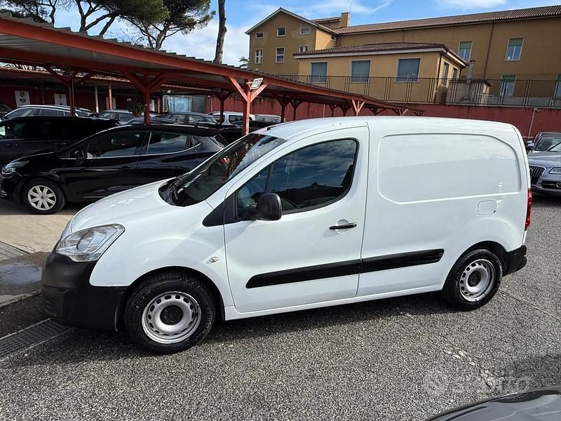 Usata Citroën Berlingo Feel 99 CV (72 kW) 2015 Other Monovolume