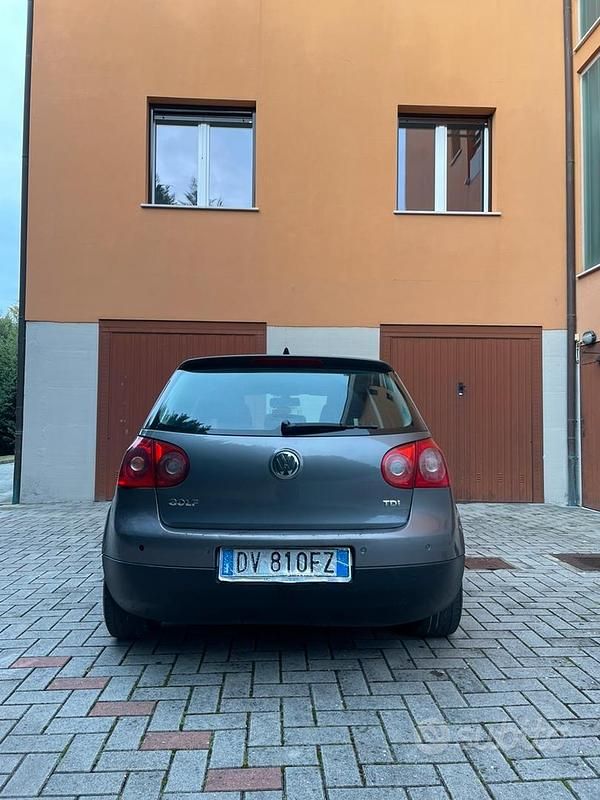 Usata VW Golf V 2008 Berlina