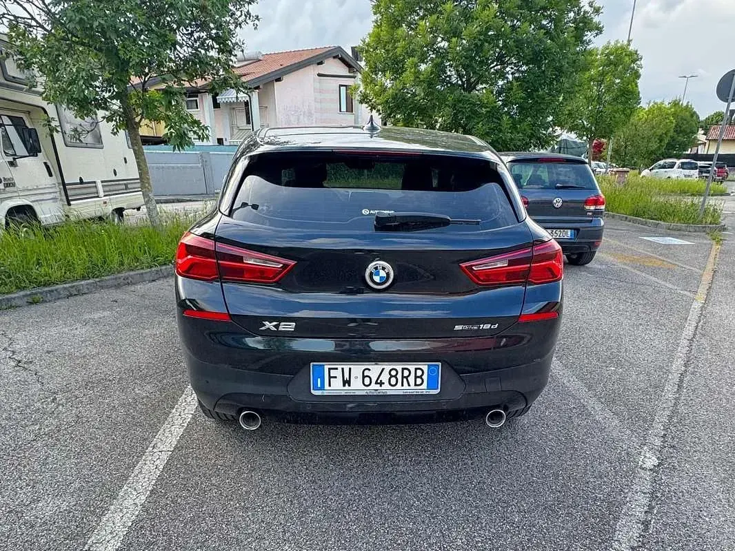 Usata BMW X2 150 CV (110 kW) 2019 Nero SUV