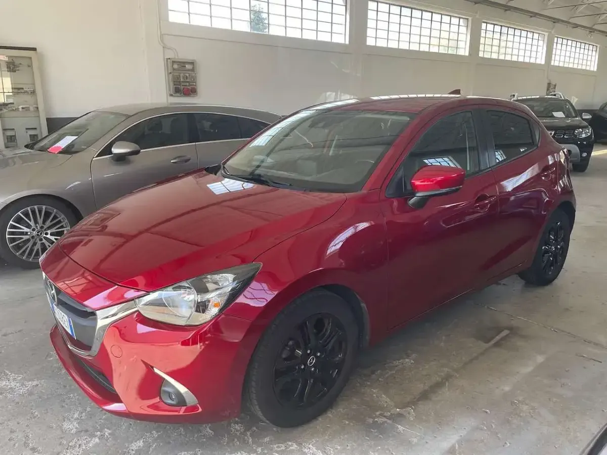 Usata Mazda 2 Exceed 90 CV (66 kW) 2018 Rosso Utilitaria