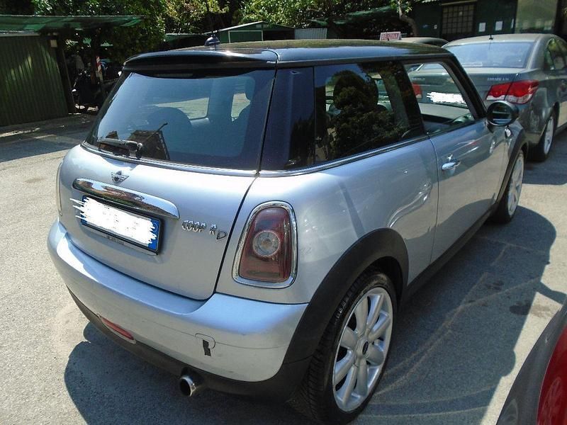 Usata Mini Cooper D 110 CV (80 kW) 2009 Grigio Utilitaria
