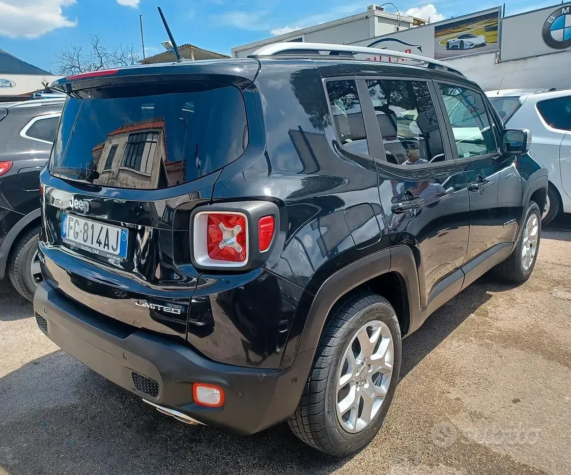 Usata Jeep Renegade Limited 140 CV (102 kW) 2017 Nero SUV