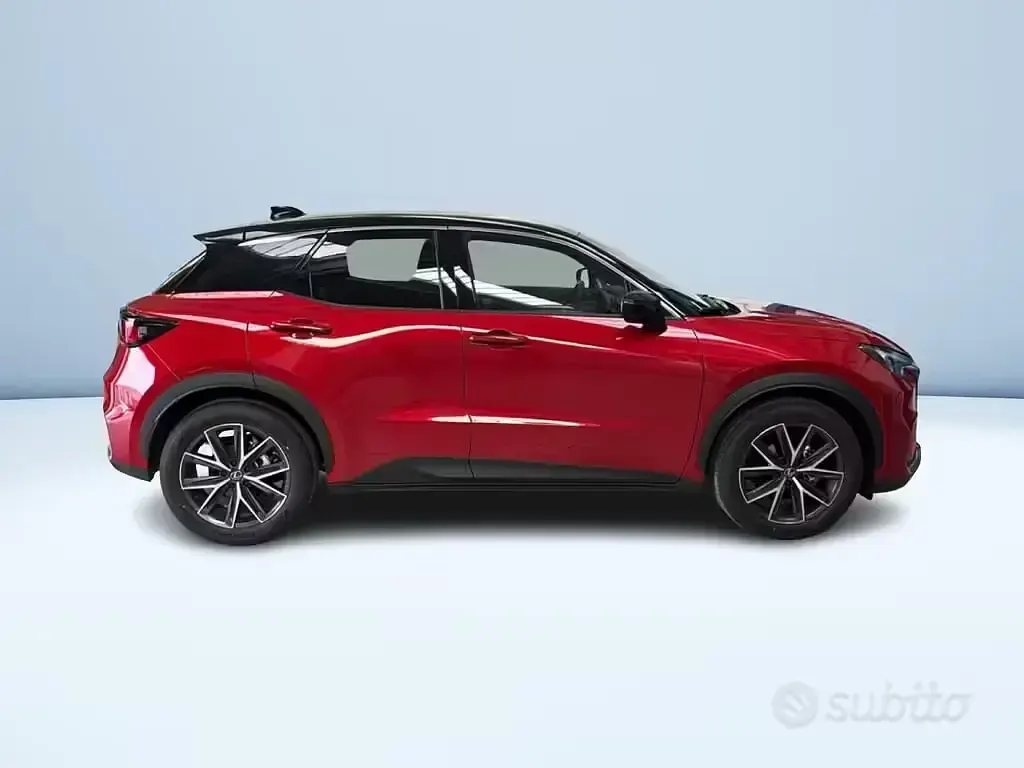 Usata Lexus LBX 91 CV (66 kW) 2025 Rosso metallizzato SUV