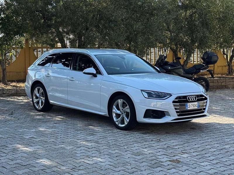 Bianco Usata 2020 Audi A4 Ambiente Station wagon | 22.000 € (Buon prezzo) - Immagine 1/4