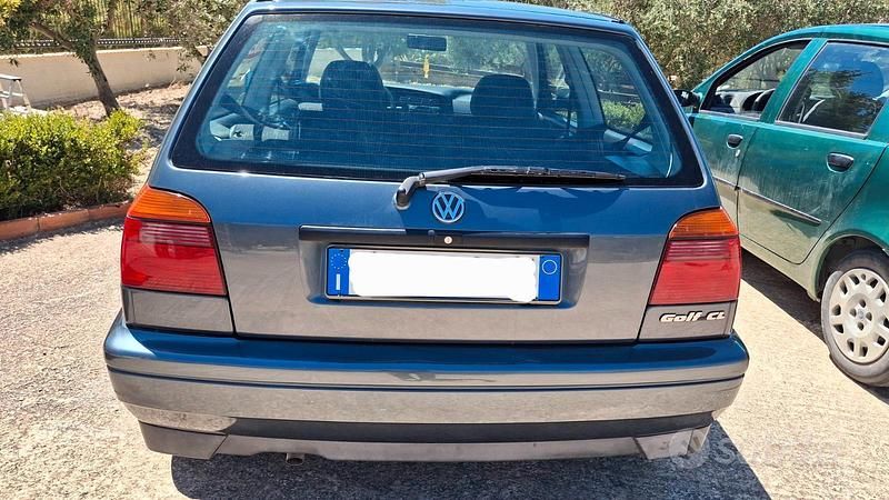 Usata VW Golf III 60 CV (44 kW) 1997 Utilitaria