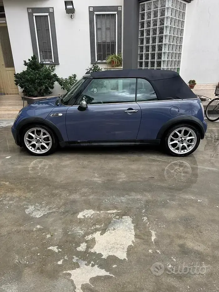 Usata Mini Cooper S Cabriolet 170 CV (125 kW) 2006 Bluazzurro Cabrio