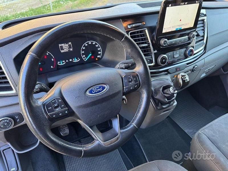 Usata Ford Transit Custom Titanium 170 CV (125 kW) 2018 Grigio Berlina