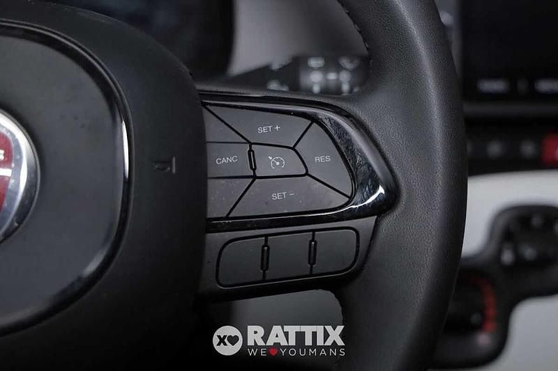 Usata Fiat Panda Cross Cross 70 CV (51 kW) 2025 Nero pastello Utilitaria