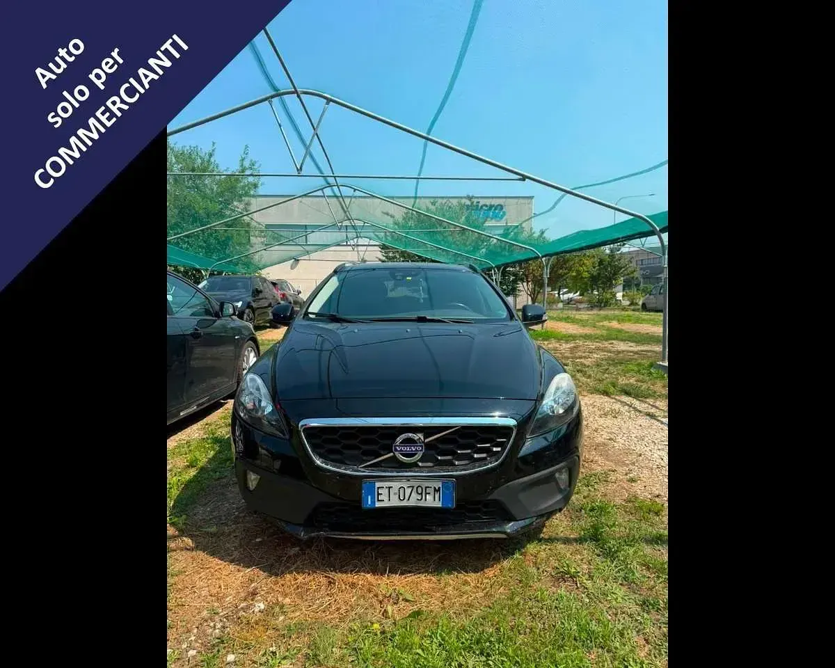 Usata Volvo V40 CC Kinetic 114 CV (83 kW) 2014 Nero metalizzato Station wagon