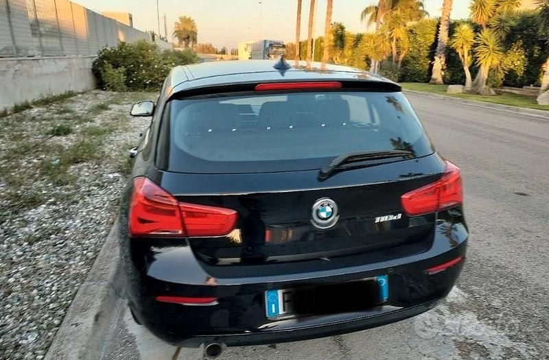 Usata BMW 118 Efficient Dynamics 150 CV (110 kW) 2019 Nero Utilitaria