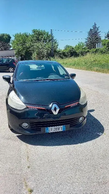 Usata Renault Clio IV 73 CV (53 kW) 2013 Nero Berlina
