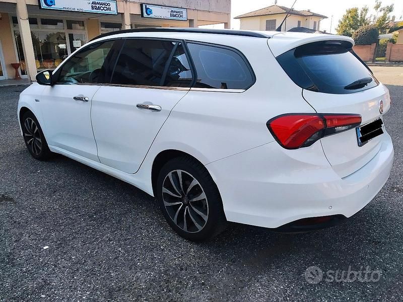 Usata Fiat Tipo Lounge 120 CV (88 kW) 2017 Bianco Station wagon