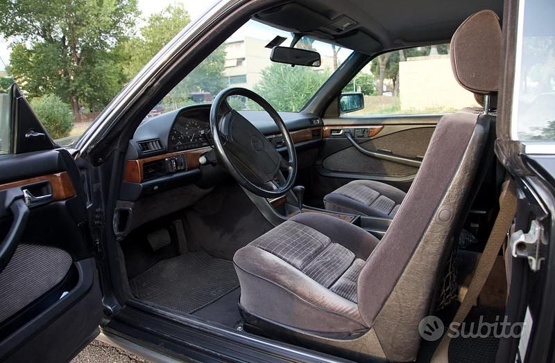 Usata Mercedes 420 218 CV (160 kW) 1986 Grigio Coupé