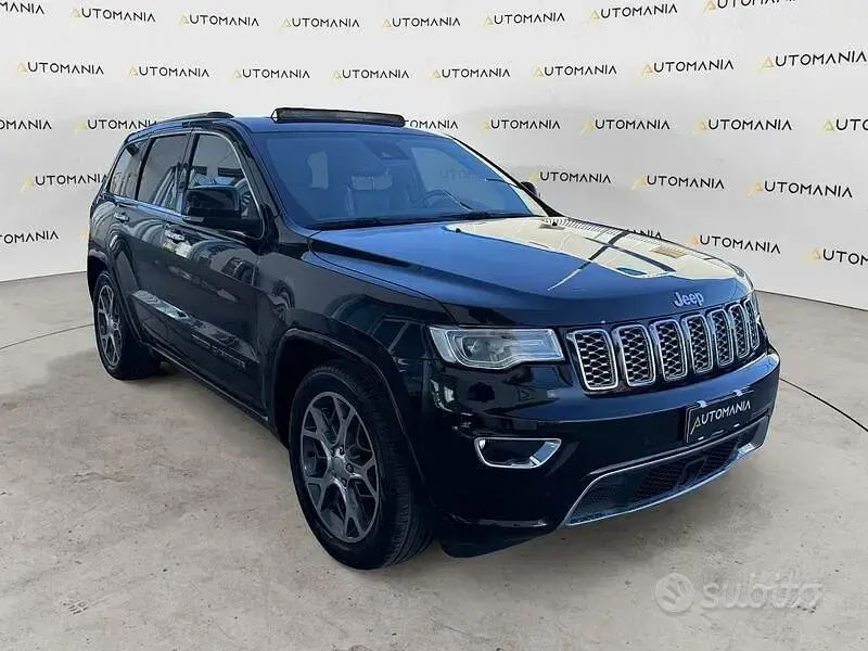 Usata Jeep Grand Cherokee Overland 250 CV (183 kW) 2020 Nero SUV