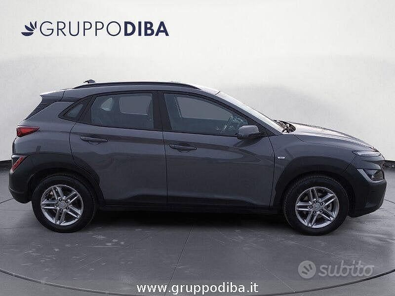 Usata Hyundai Kona 120 CV (88 kW) 2022 Grigio SUV