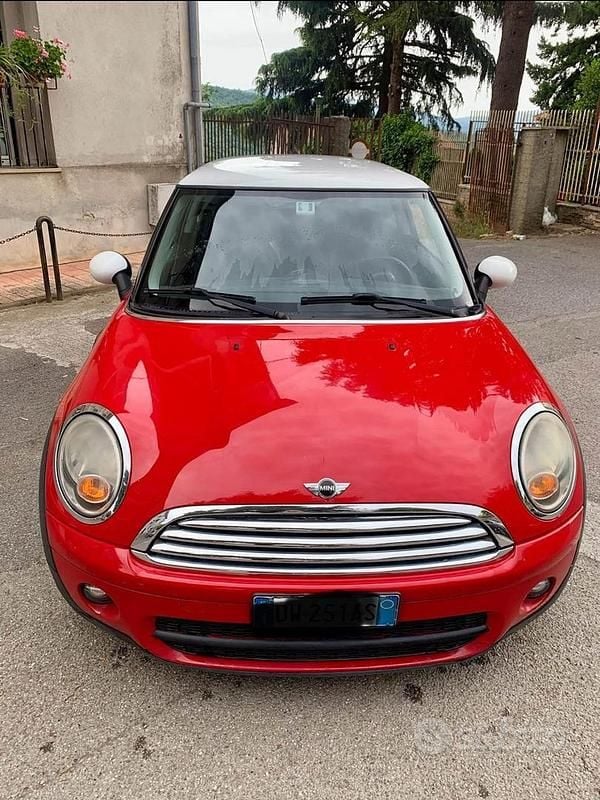 Usata Mini Cooper D 120 CV (88 kW) 2009 Utilitaria