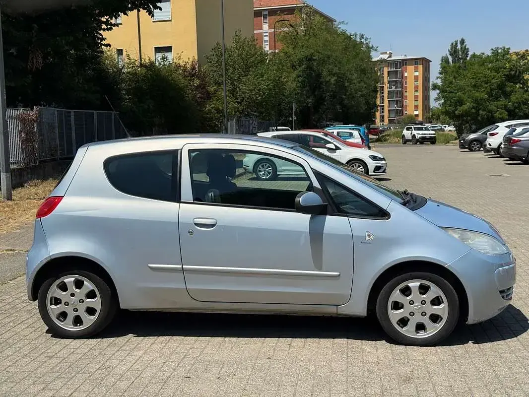 Usata Mitsubishi Colt Instyle 95 CV (69 kW) 2005 Utilitaria