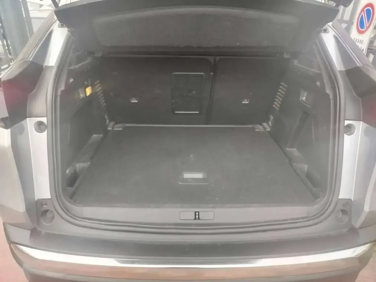 Usata Peugeot 3008 Allure 131 CV (96 kW) 2021 Other SUV