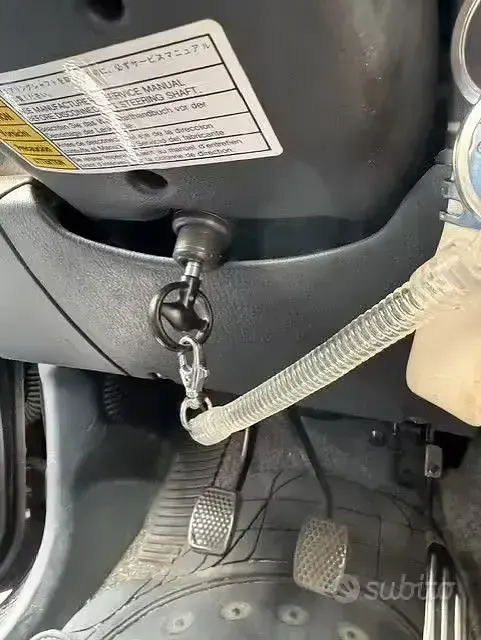Usata Suzuki Jimny 80 CV (58 kW) 2005 Nero SUV