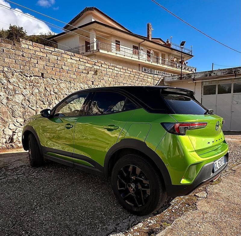 Usata Opel Mokka GS Line 101 CV (74 kW) 2022 Verde SUV