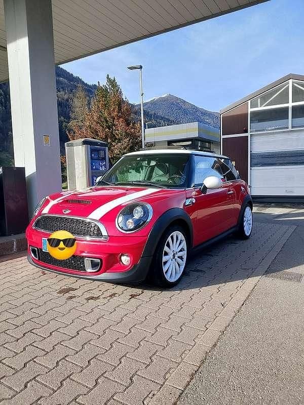 Usata Mini Cooper S 195 CV (143 kW) 2013 Rosso Utilitaria
