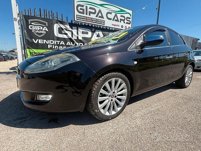 Usata Fiat Bravo Dynamic 120 CV (88 kW) 2012 Nero Utilitaria