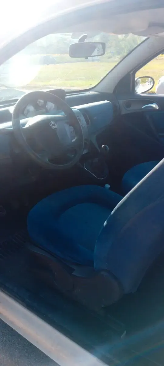 Usata Lancia Ypsilon 69 CV (50 kW) 2005 Giallo Utilitaria