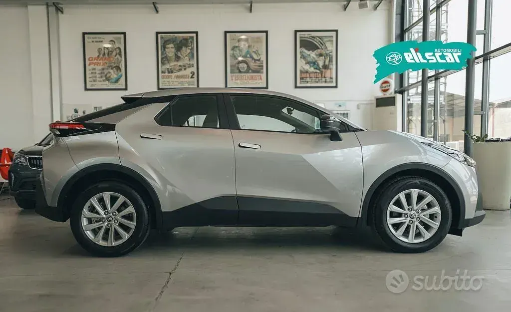 Nuova Toyota C-HR Active 98 CV (72 kW) 2026 Grigio SUV