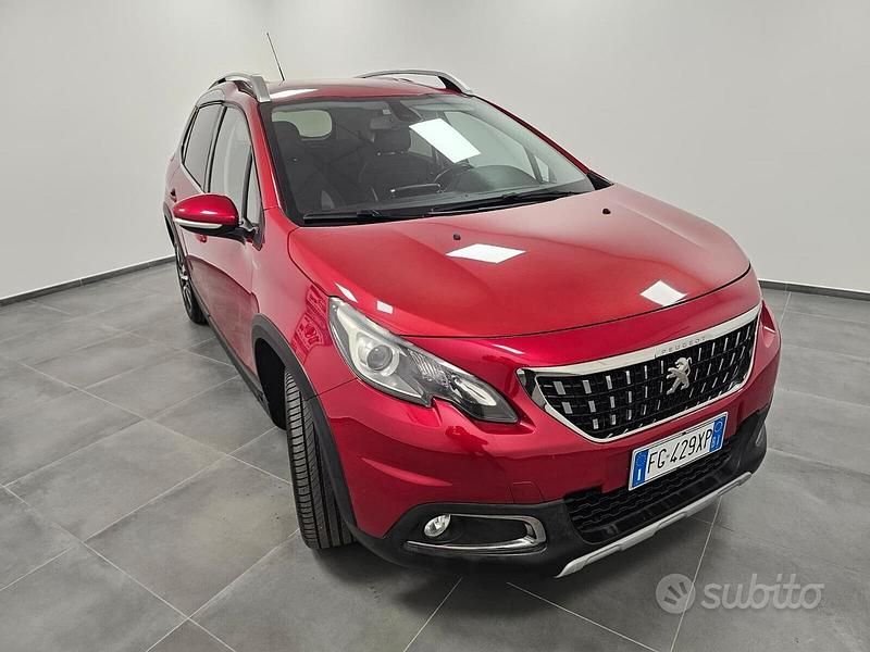 Usata Peugeot 2008 GT-line 110 CV (80 kW) 2017 Rosso SUV
