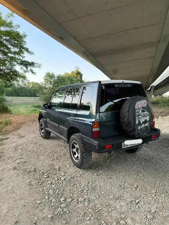 Usata Suzuki Vitara 96 CV (70 kW) 1997 Bluazzurro SUV