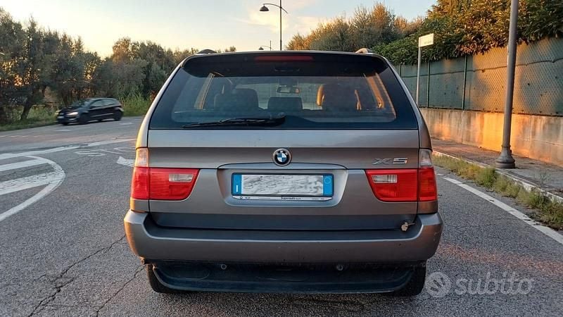 Usata BMW X5 218 CV (160 kW) 2005 Grigio SUV