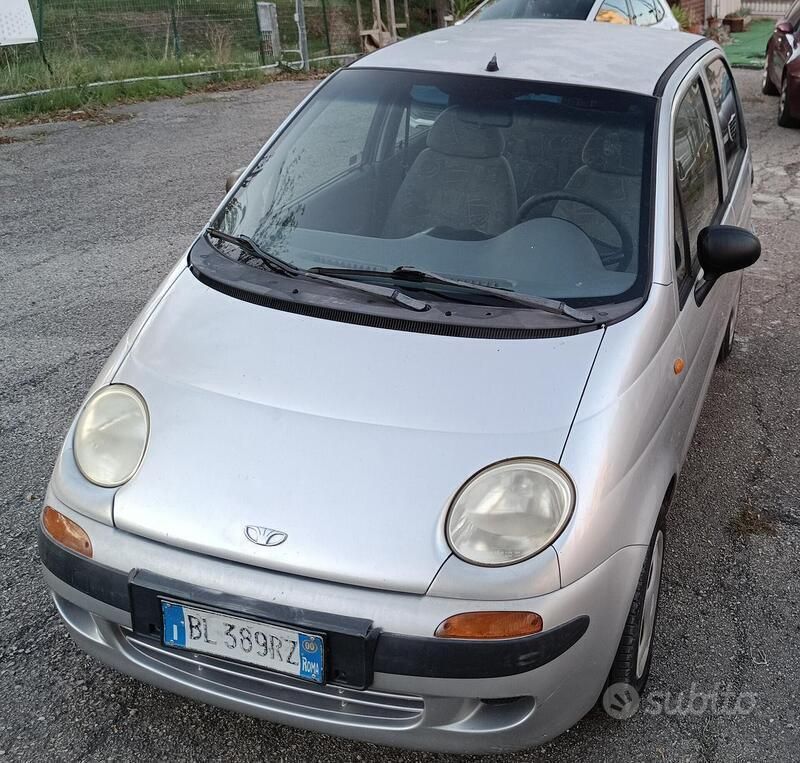 Argento Usata 2000 Chevrolet Matiz SE Due volumi | 1300 € (Buon prezzo) - Immagine 1/2