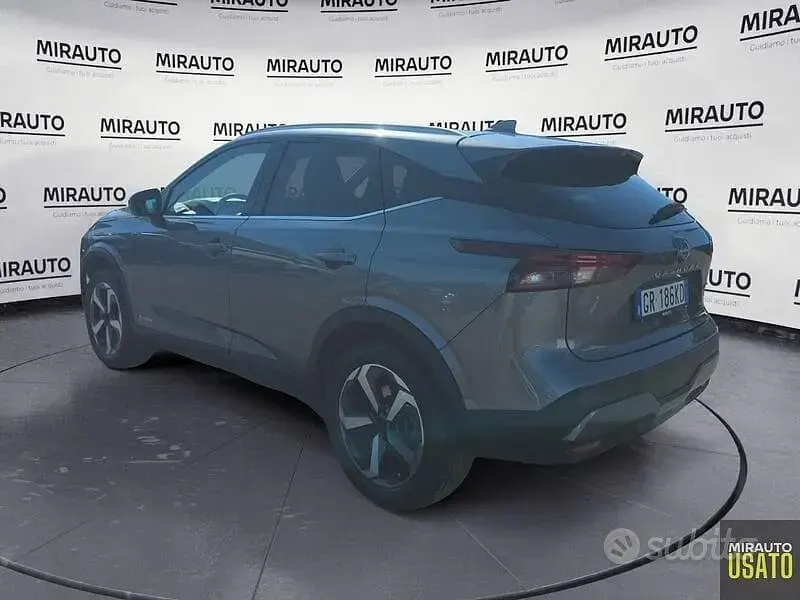 Usata Nissan Qashqai N-Connecta 158 CV (116 kW) 2023 Grigio SUV