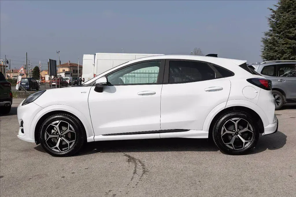 Usata Ford Puma ST-Line 125 CV (91 kW) 2024 Bianco SUV