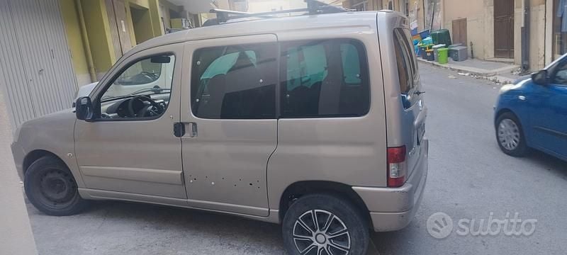 Usata Citroën Berlingo 90 CV (66 kW) 2007 Grigio Monovolume