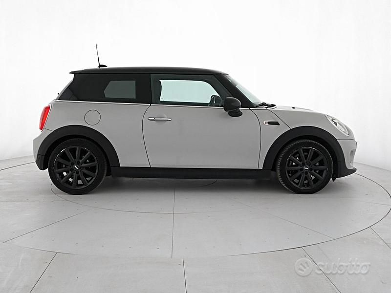 Usata Mini Cooper D 116 CV (85 kW) 2017 Bianco Utilitaria